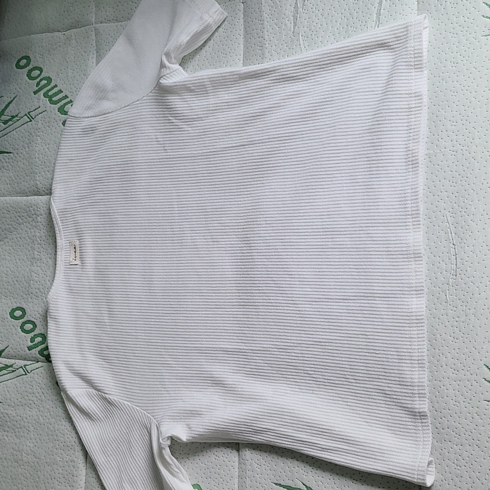 Ivee - White Ribbed Women's Top - Picture 4 of 4